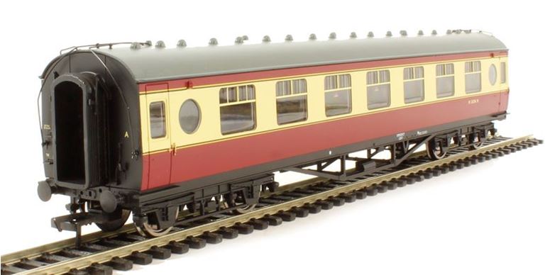 BRANCHLINE 39-450 57 футовый пассажирский вагон 3 кл., 00, III (UK4), LMS Crimson & Cream