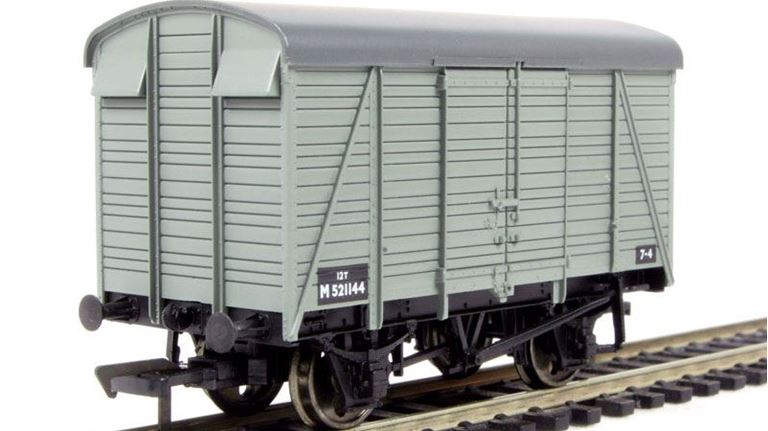 BRANCHLINE 38-081A 12 т 2-осный товарный вагон (серый), 00, UK4, BR