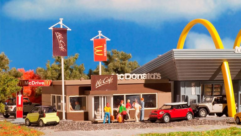 VOLLMER 43636 Задание McCafe закусочной McDonalds, 1:87