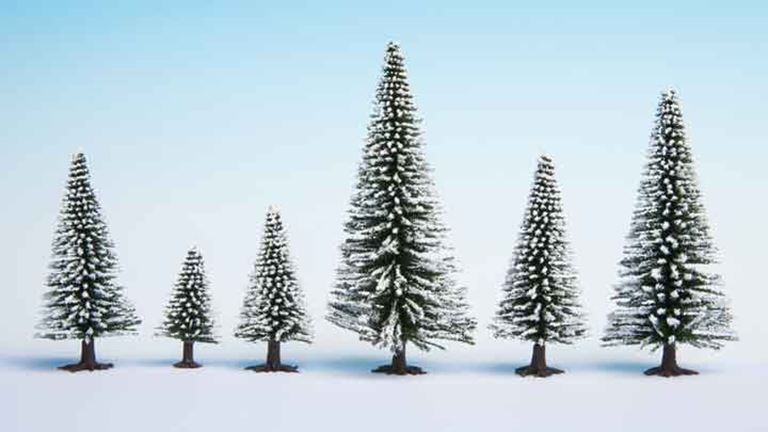 NOCH 26828 Ели в снегу (25 деревьев) ~50—140 мм, 1:72–1:120