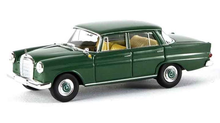 BREKINA 13351 Автомобиль Mercedes-Benz® 190c (темно-зеленый), 1:87, 1961—1968