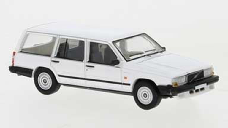 PCX87 870115 Автомобиль бизнес-класса Volvo® 740 Kombi (белый), 1:87, 1985