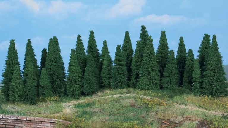 HEKI 2240 Ели (30 деревьев) ~40—70 мм, 1:72—1:500
