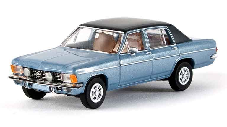 BREKINA 20720 Автомобиль класса люкс Opel® Diplomat B (светло-синий металлик), 1:87, 1969—1977