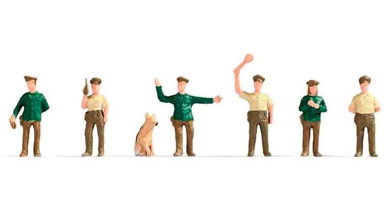 NOCH 18000 Полицейские и собака, 1:87