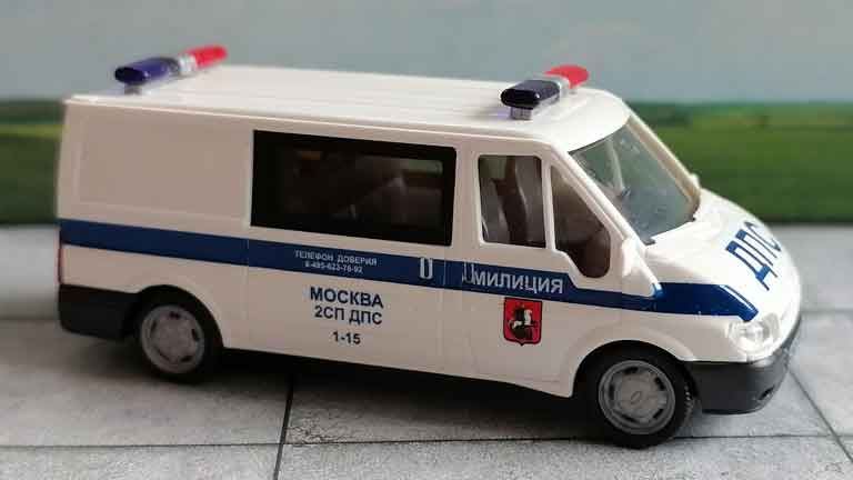 RUSAM-FORD-03-2 Микроавтобус Ford® «ДПС» «Милиция» «Москва 2СП», 1:87, 1993—2011, РФ (Москва)