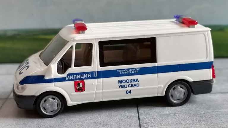 RUSAM-FORD-03-1 Микроавтобус Ford® «ДПС» «Милиция» «Москва УВД СВАО», 1:87, 1993—2011, РФ (Москва)