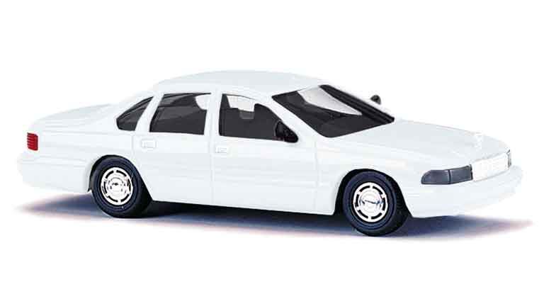 BUSCH 60228 Автомобиль Chevrolet® Caprice (белый для сборки), 1:87