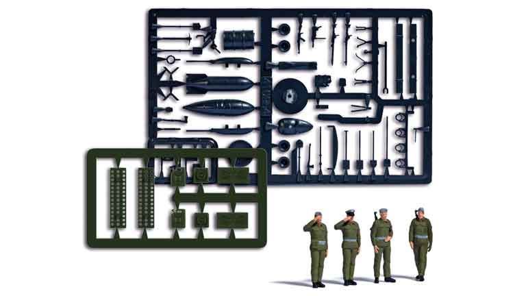 BUSCH 1936 Солдаты (4 неокрашенных фигурки, инструменты, бочки, бомбы и др.), 1:87, армия ГДР