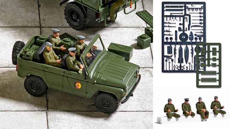 BUSCH 1937 Сидящие солдаты (4 неокрашенные фигурки, инструменты и др.), 1:87, армия ГДР