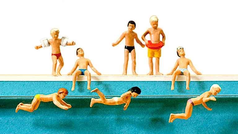 PREISER 10307 Дети в плавательном бассейне (набор фигурок), 1:87