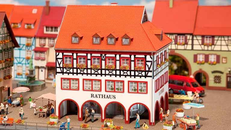 FALLER 130491 Мэрия «Rathaus», 1:87, 1945–1965