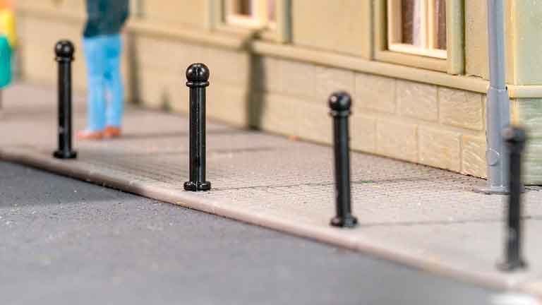 FALLER 180998 Ограничительные столбики железные (10 шт.), 1:72–1:87, 1921—1945