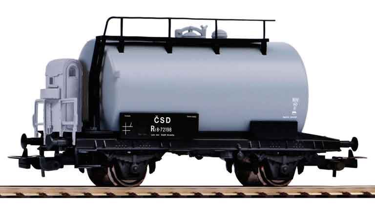 PIKO 27730 Вагон-цистерна с тормозной будкой, H0, III, ČSD