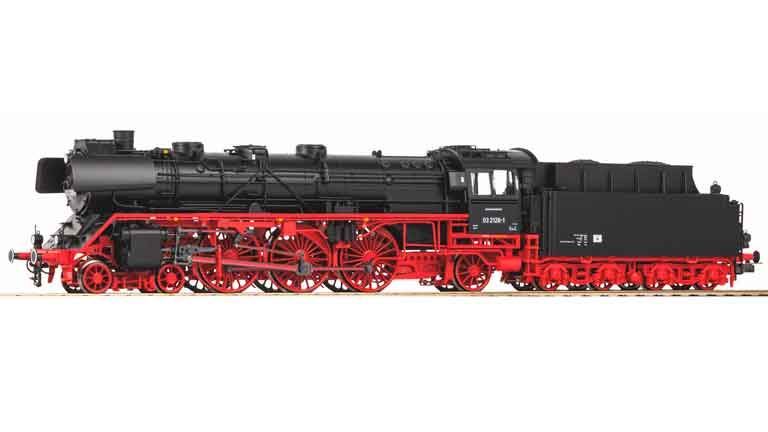 PIKO 50900 Паровоз с тендером BR 03 (интерфейс PluX22), H0, IV, DR