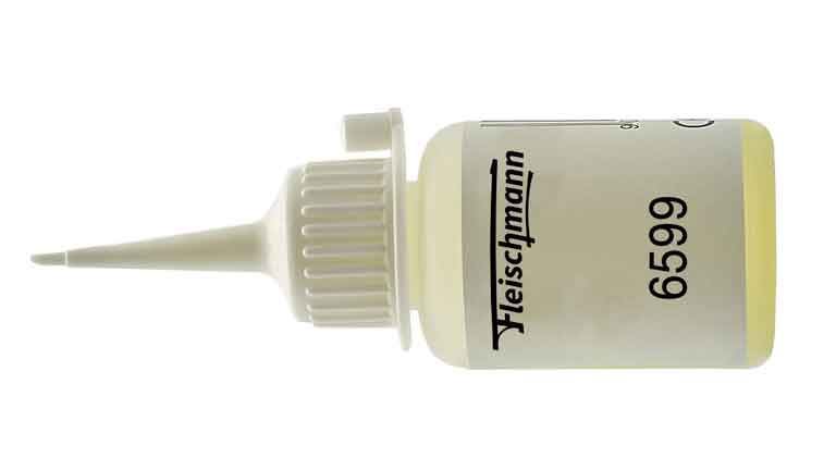 FLEISCHMANN 6599 Универсальное масло для моделей (20 мл)