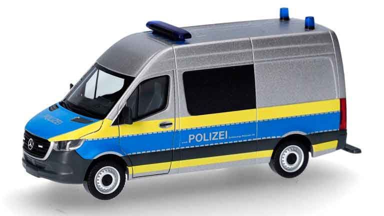 HERPA 098304 Микроавтобус Mercedes-Benz® Sprinter с высокой крышей «Polizei», 1:87, ФРГ (Шлезвиг-Гольштейн)